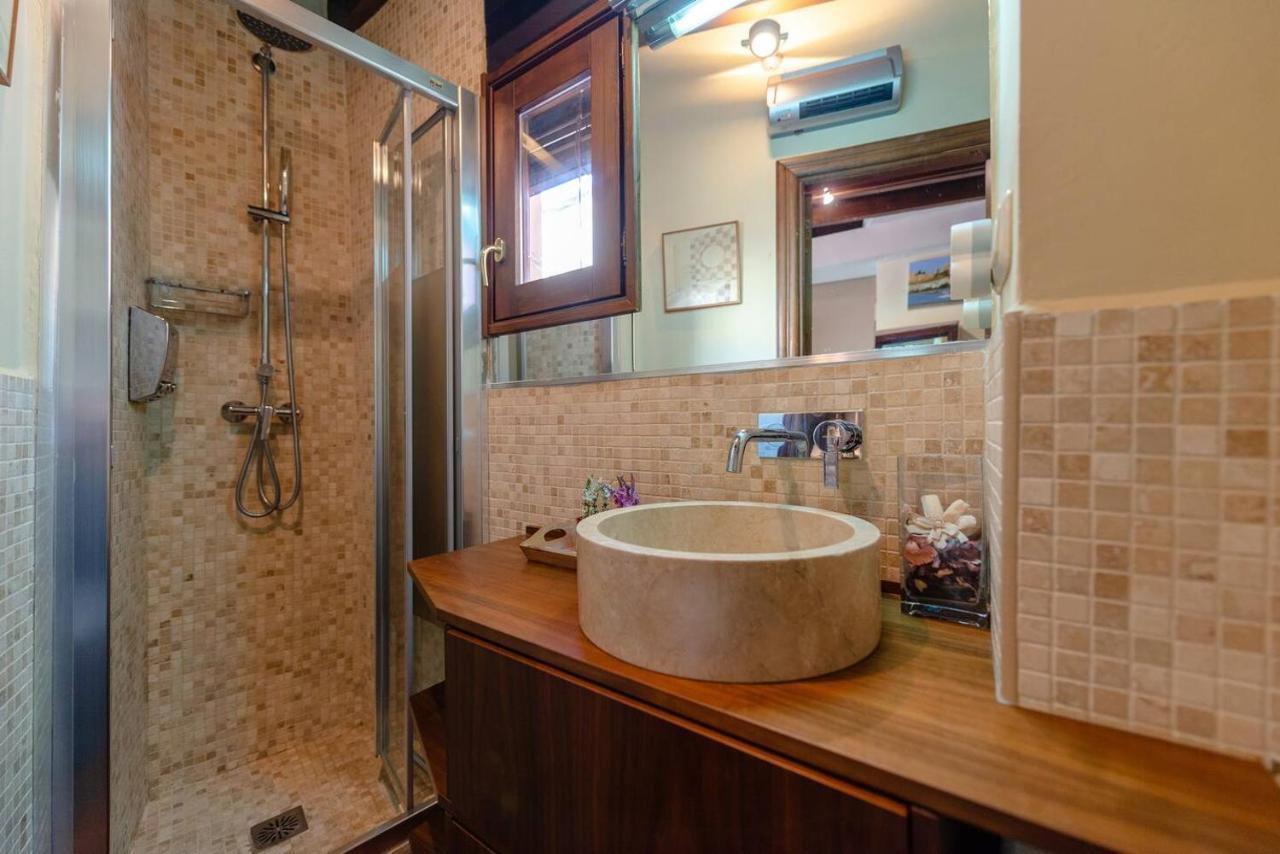 Sleep In Historic Puerta Elvira Apartment Гранада Екстериор снимка